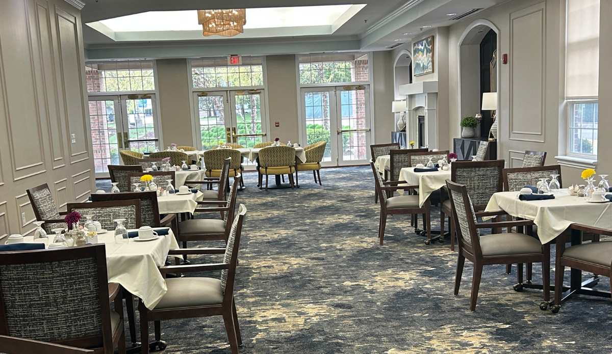 Dining Area with a lot of tables